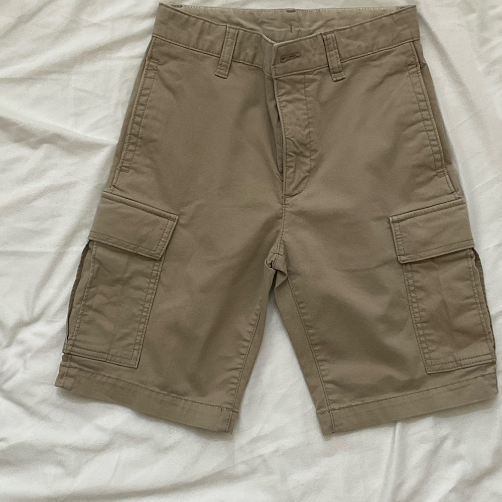 GAP Men's Khaki Cargo Shorts